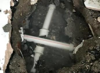 瑞丽阳台漏水维修公司为您分享楼上楼下漏水怎么处理